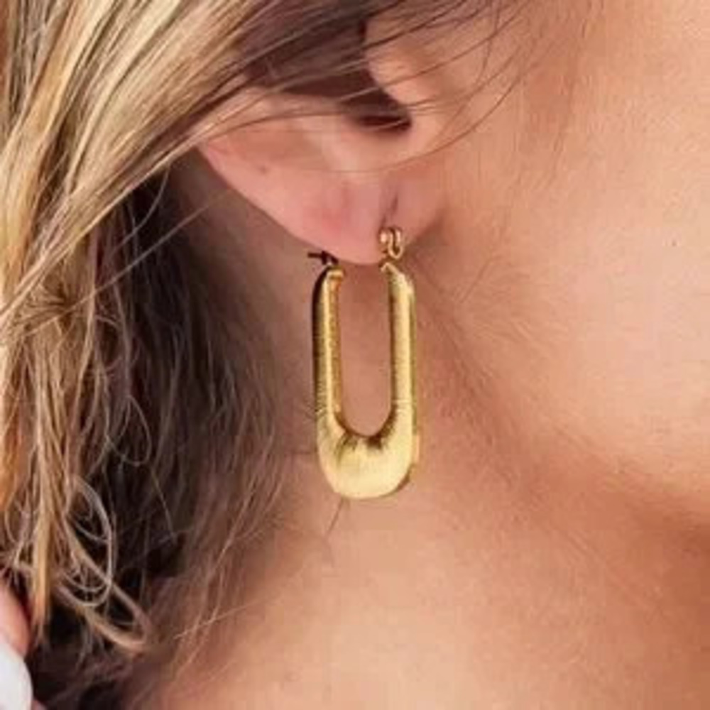 18K Gold Rectangle Hoop Earrings (7015)